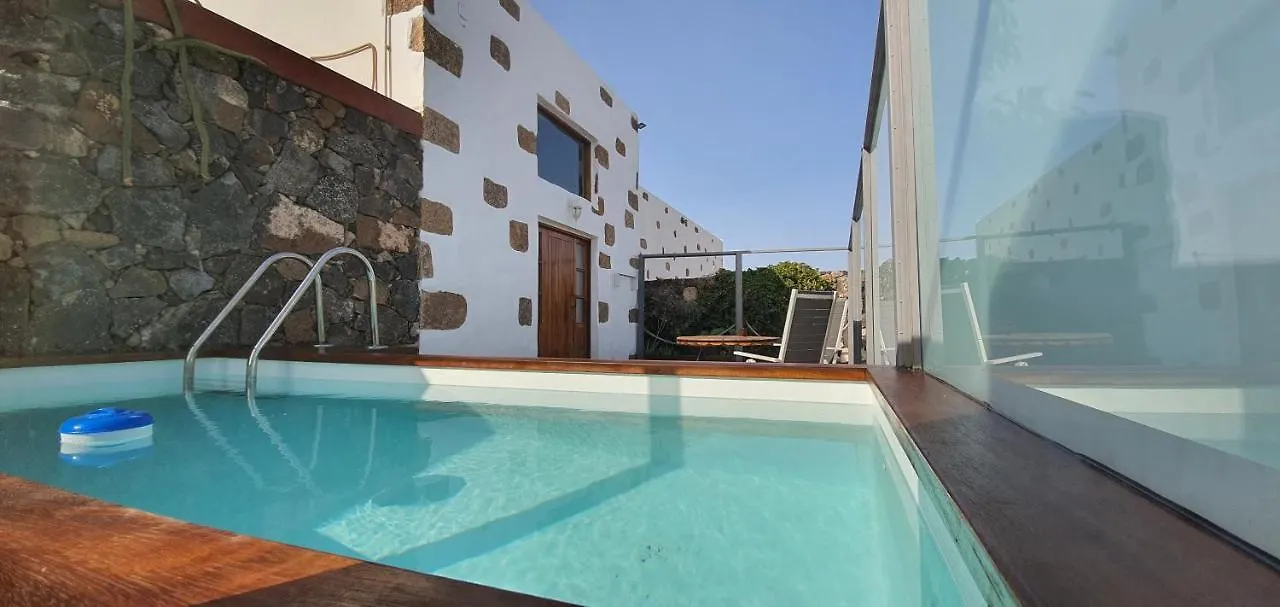 Villa Caserio Leandro Tias Spain