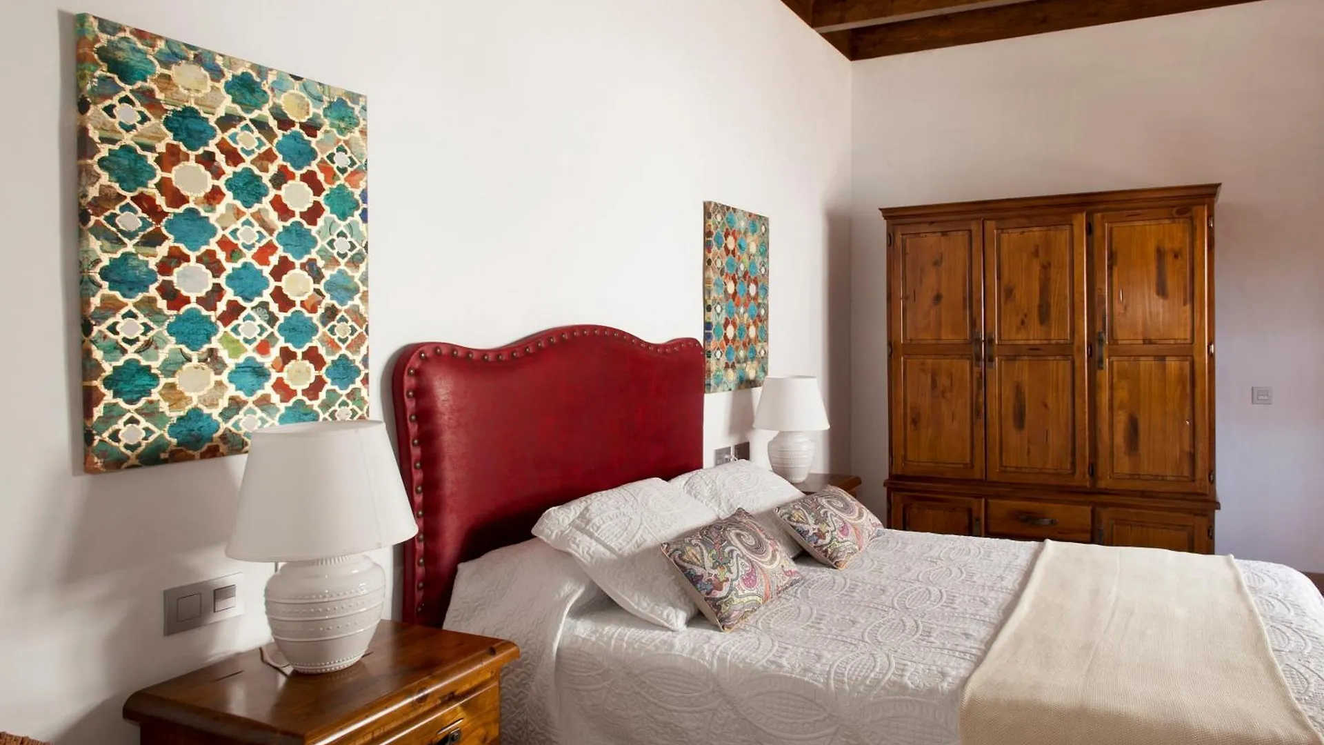 Villa Caserio Leandro Tias